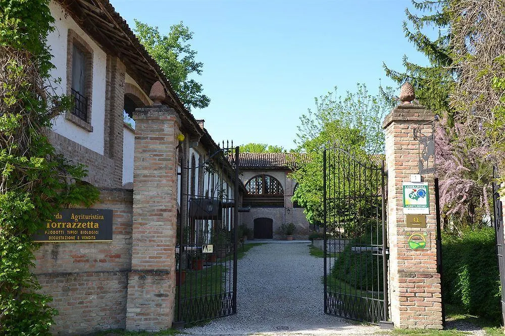 Farm stay Agriturismo Torrazzetta Villa Casteggio Italy