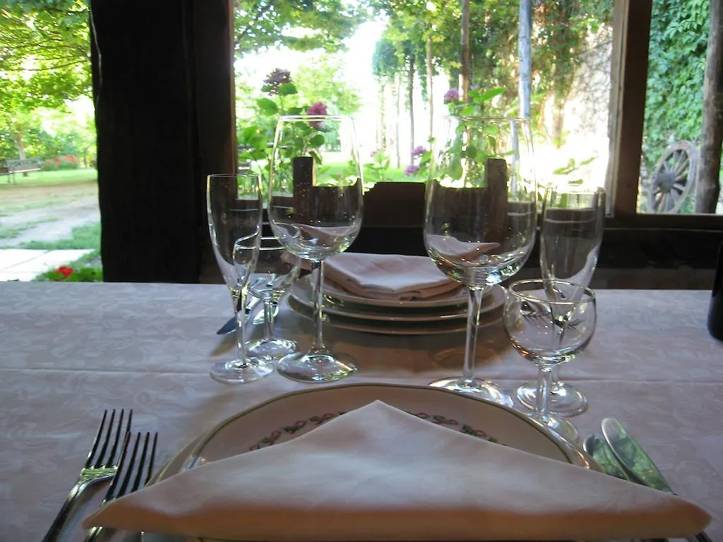 Agriturismo Torrazzetta Casteggio 0*,  Italia